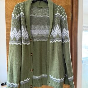 Green and White Patterned Cardigan